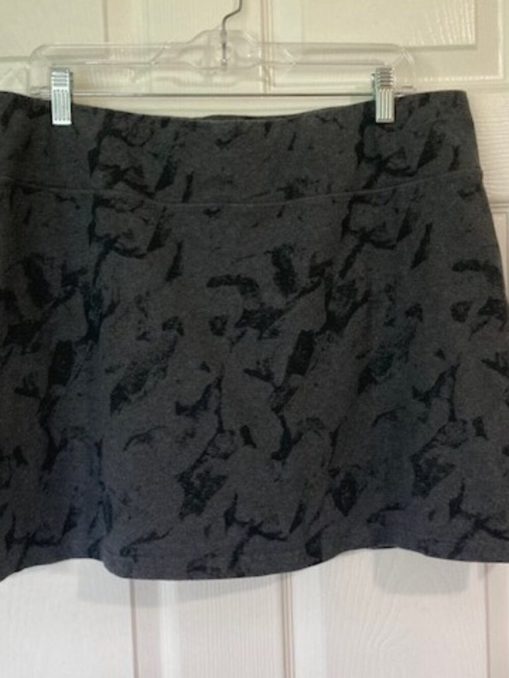 Pact Organic Cotton Gray Black Abstract Camo Skort XXL Activewear Casual Plus